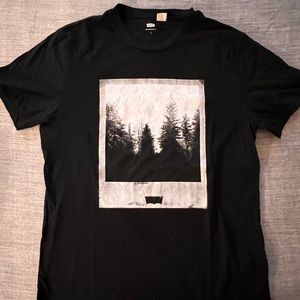 Levi’s design t-shirt in black